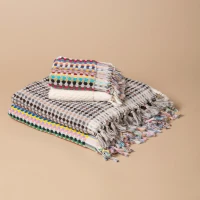 Pom pom bath towel