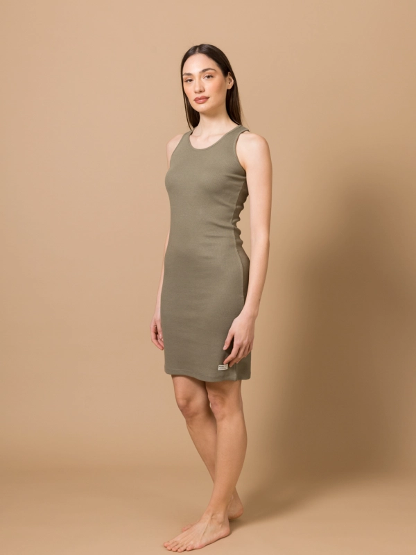 Halterneck dress normal