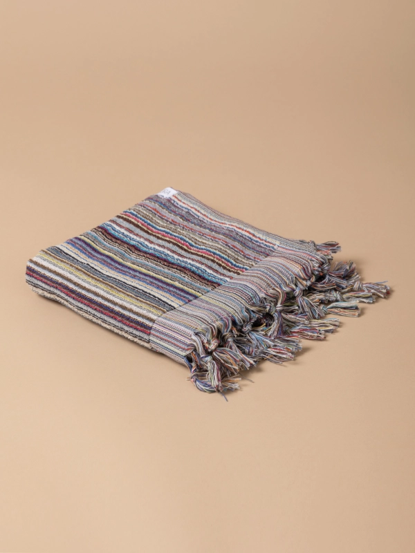 Stripe bath towel face