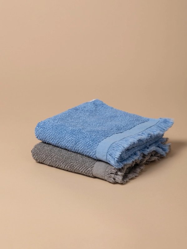 Bath towel face