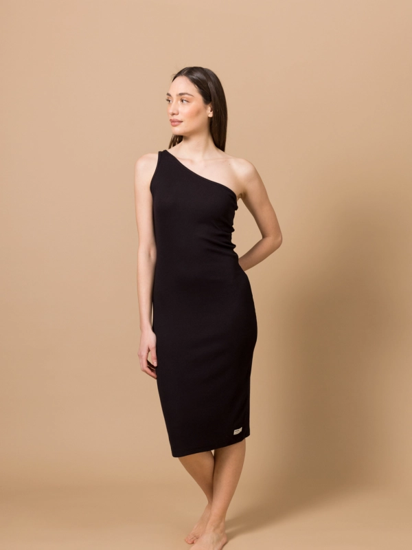 One shoulder dress