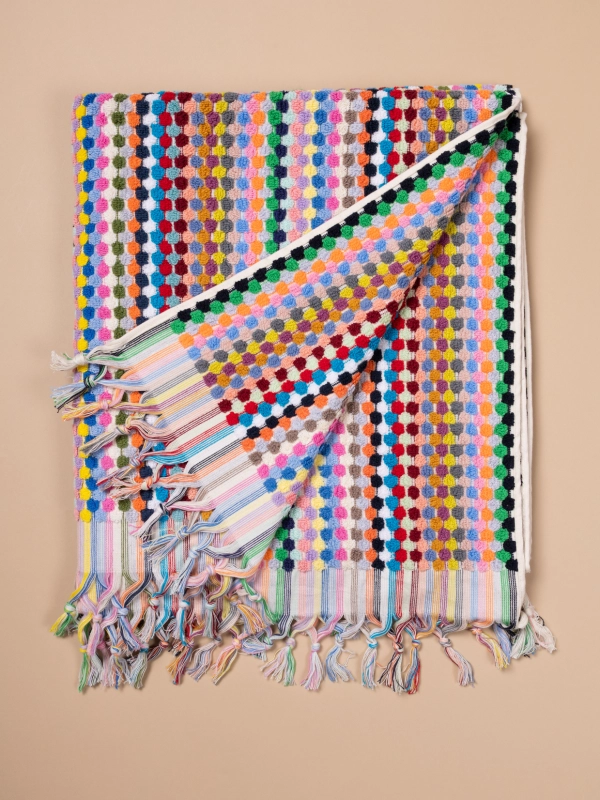 Pom pom bath towel