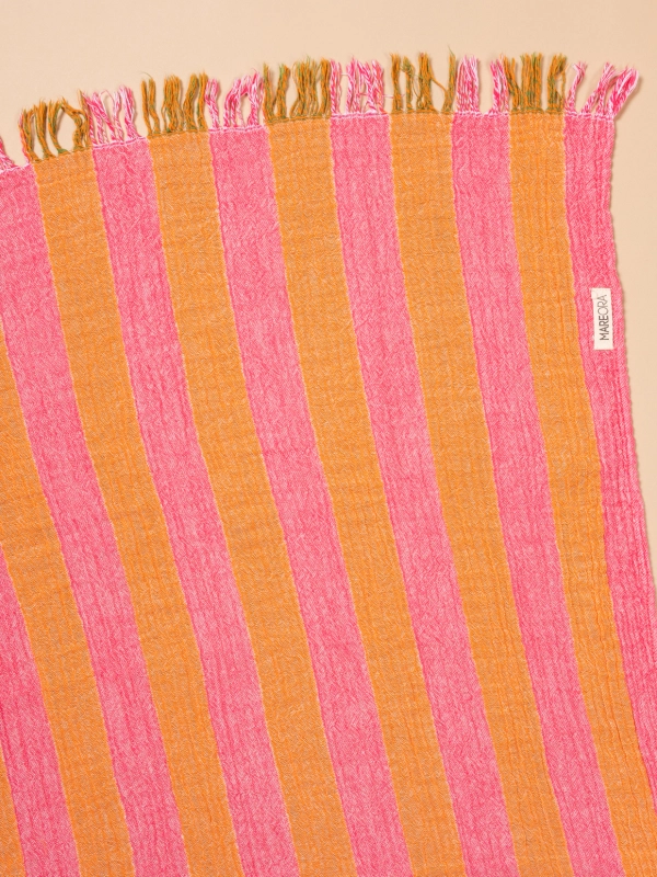 Lines mousse pestemal
