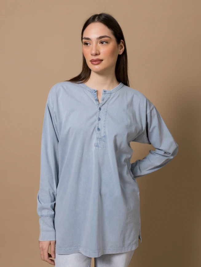 LIGHT BLUE