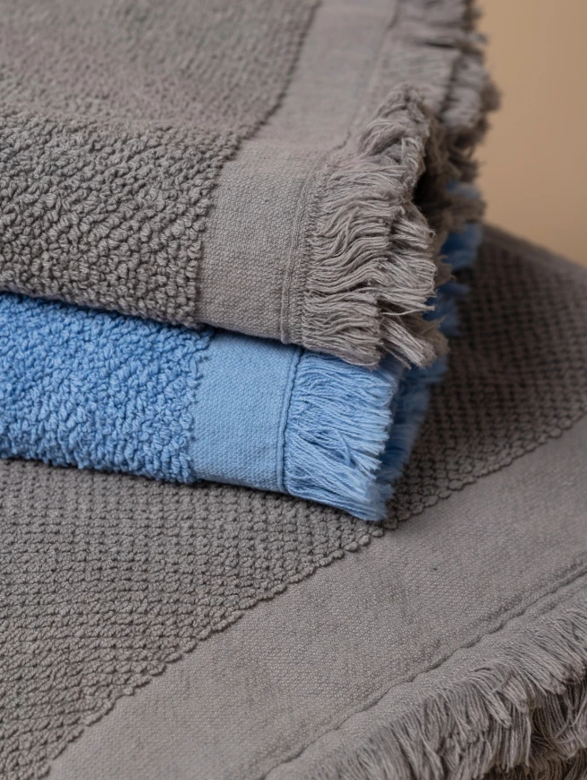 BATH TOWELS