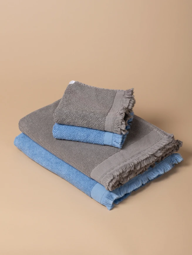Bath towel