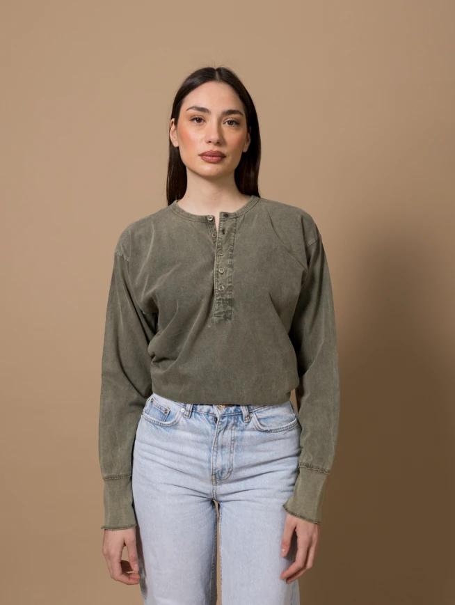 Unisex clothing