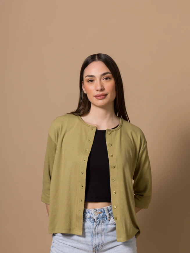 GREEN